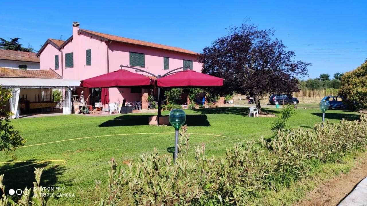 Agriturismo Calendiluna Luni Bagian luar foto