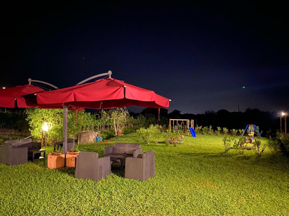 Agriturismo Calendiluna Luni Bagian luar foto